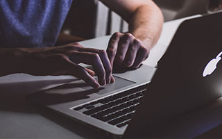 阿森纳主场遭逆转，球队难逃失利，欧冠名额或受威胁，阿森纳的欧冠