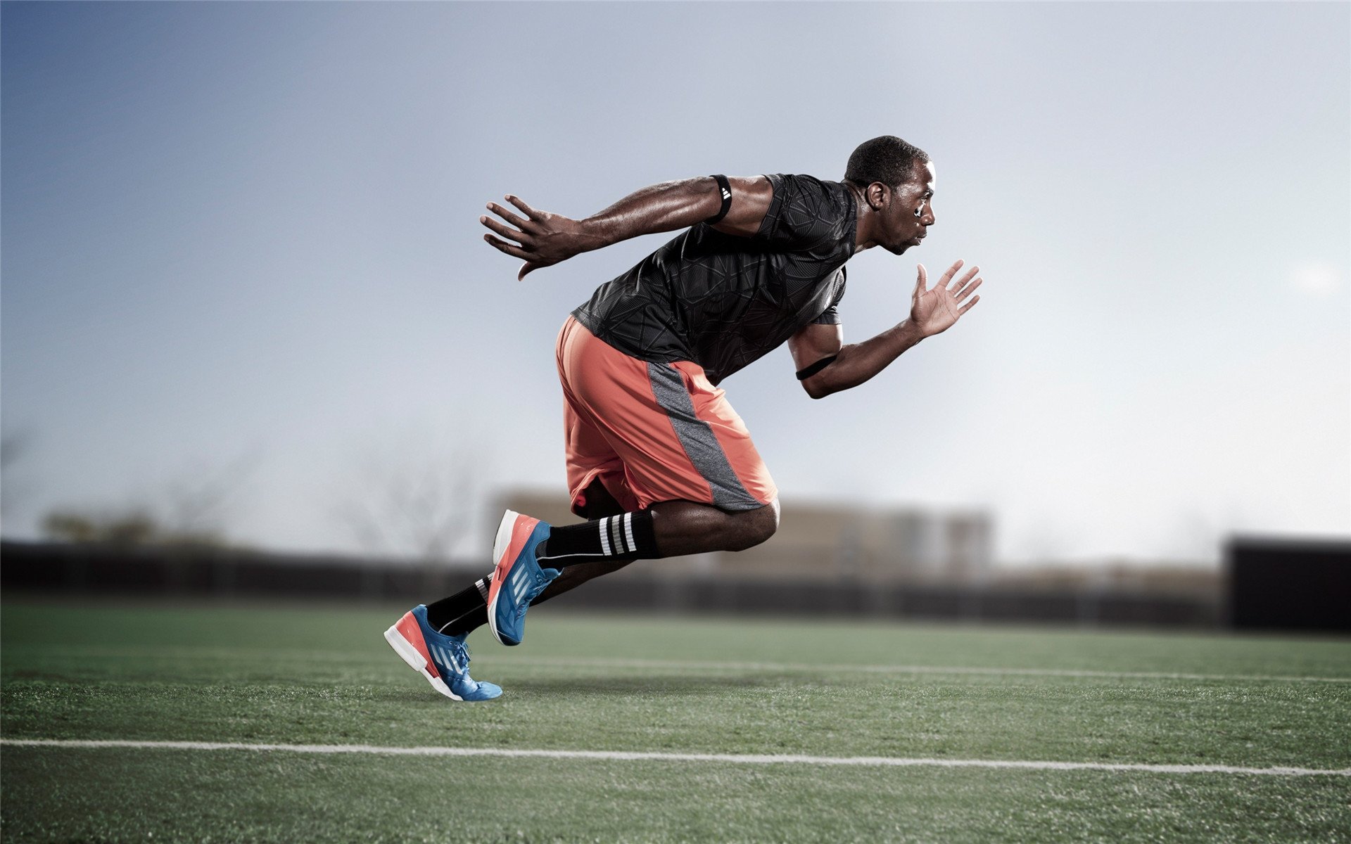 电竞赛事转播权市场的竞争格局与未来展望,电子竞技转播团队人员配置